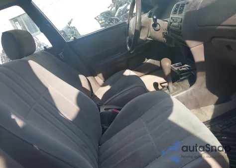 1997 Toyota Corolla Ce z USA, uszkodzony, nr VIN 2T1BA02E0VC193407